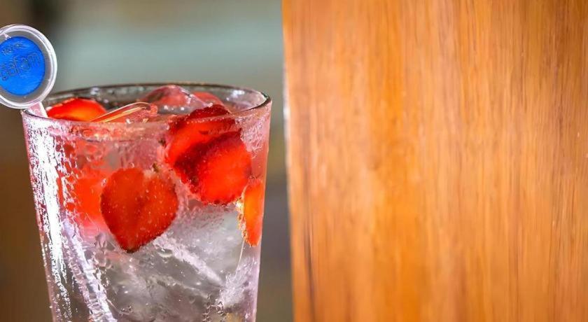 太平洋凯撒达法姆酒店 泗水 外观 照片